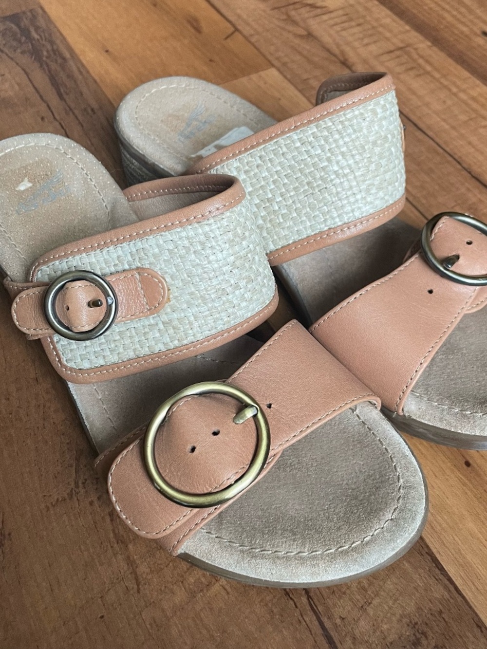 Dansko Lenny Block Heel Sandals Size 38 Tan Brown Leather Buckle Woven Raffia